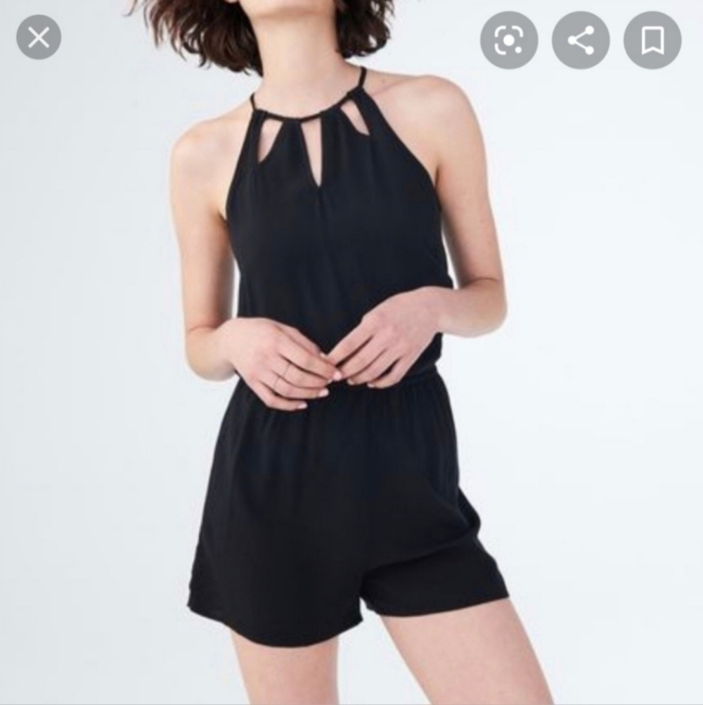 Aeropostale | Black Cut Out Neckline Sleeveless Romper Women's Medium M Soft EUC